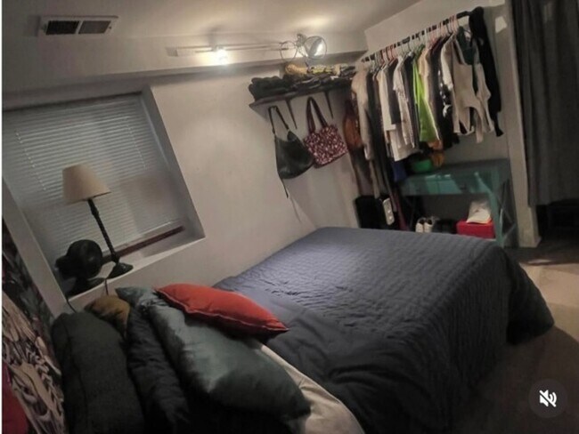 Photo - 2113 W Charleston St Unidad 613 - #Grdn