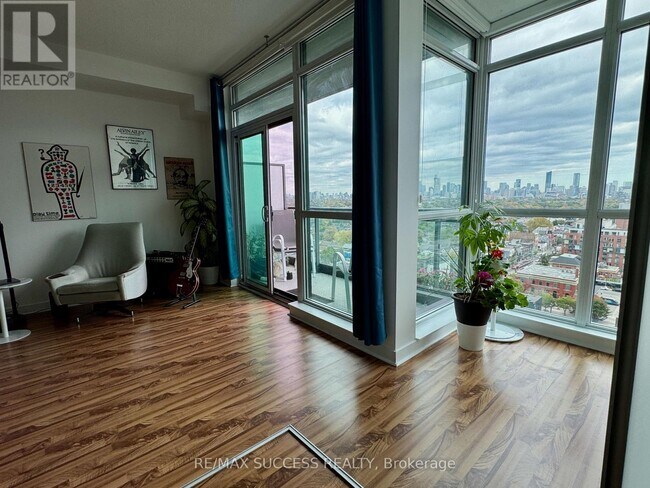 Photo - 1171 Queen St W Unit 1605