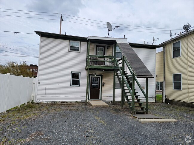 Building Photo - 111 N Courtland St Unit 111 N Courtland St - 1st Floor Rental