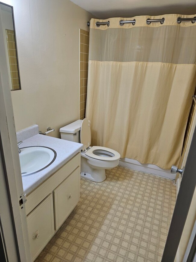 Photo - Beautiful Highrise 2 bed 2 bath