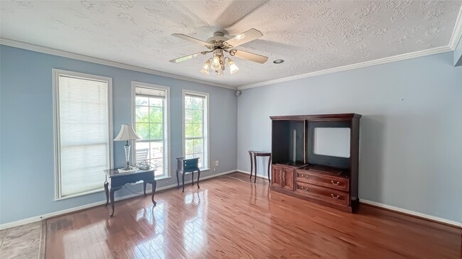 Photo - 9206 Hendon Ln