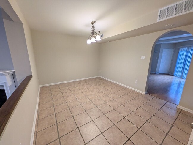 Photo - 5 Dorset Pl