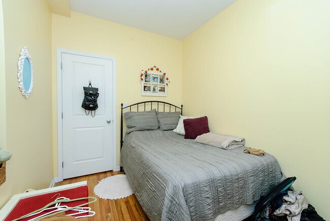 Photo - 1852 W Wabansia Ave