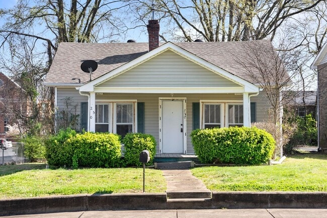 2 Bedroom Home Near APSU Campus For Rent! - 2 Bedroom Home Near APSU Campus For Rent!