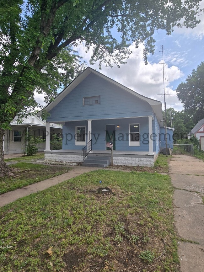 Photo - 212 S Meridian Ave House