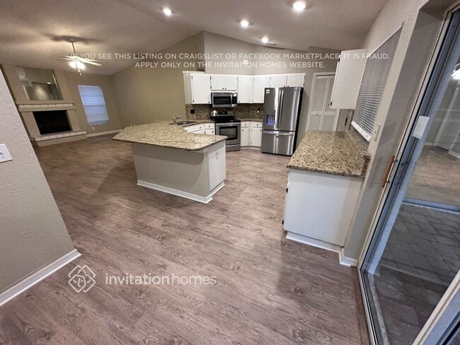 Photo - 1902 River Crossing Dr