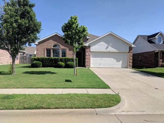 Building Photo - Beautiful Home in Crowley