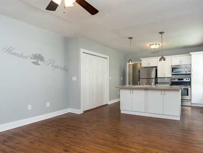 Photo - 507 Lamont St