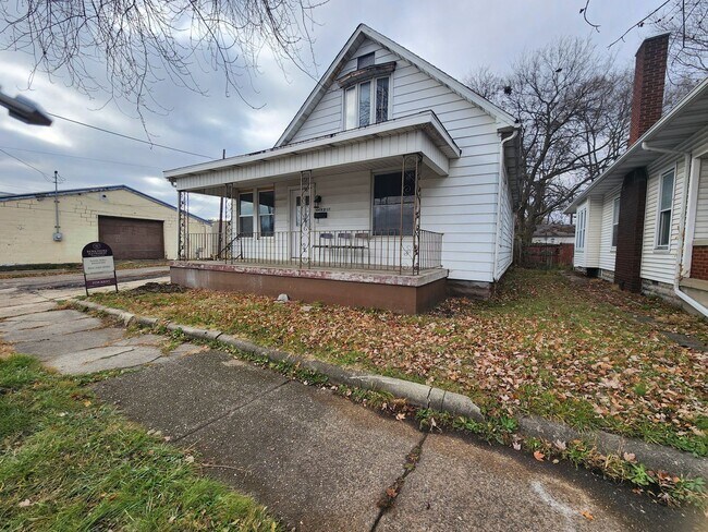 3 br, 2 bath House - 104 N 21 St. - 3 br, 2 bath House - 104 N 21 St.