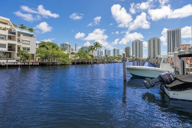 Photo - 400 Kings Point Dr Unit 1111