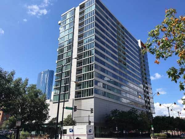 Building Photo - 659 W Randolph St Unit 711