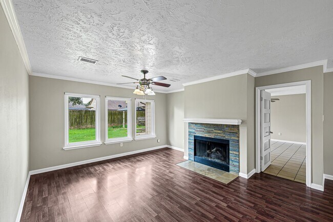 Photo - 19307 Wildoats Dr