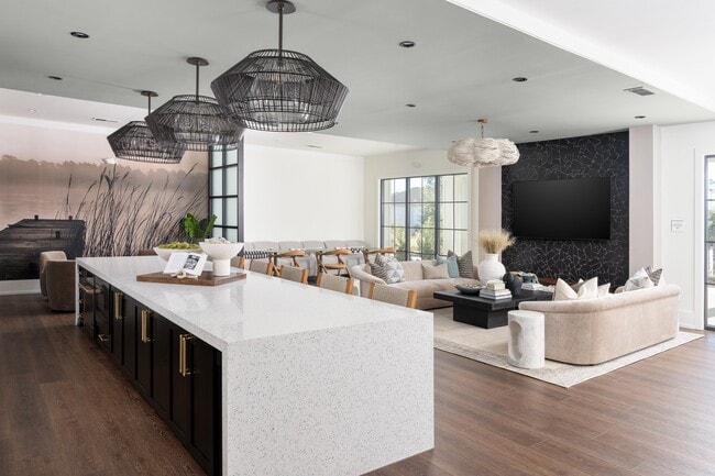 Photo - Hawthorne at Hampstead