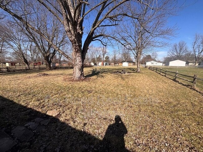 Photo - 4828 Betsy Dr