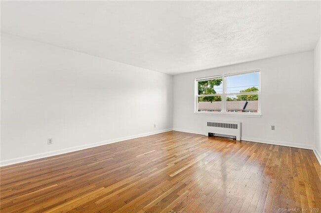 Photo - 30 Arnold Way Unit 30-2