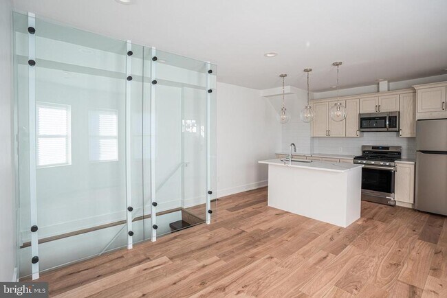 Photo - 2538 E County Line Rd