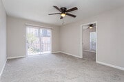 2BR, 1BA - 956SF