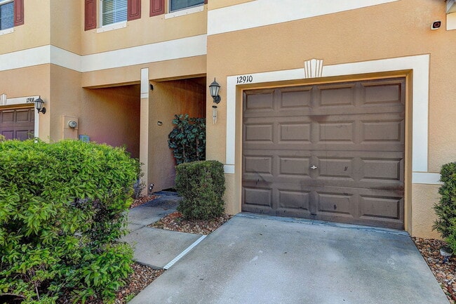 Photo - 12910 Utopia Gdns Wy