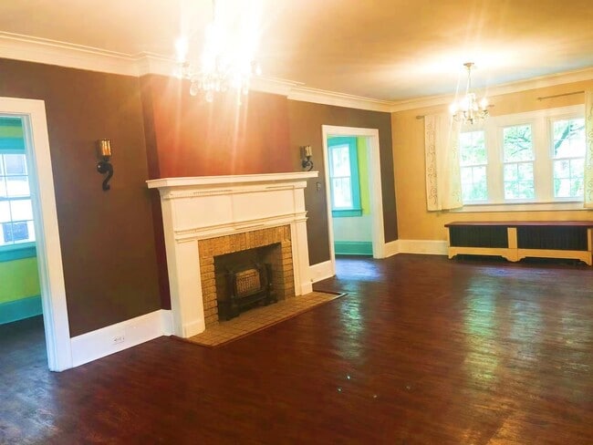 Photo - 91 N Portage Path