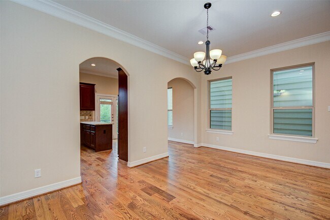 Photo - 1904 Lauderdale St