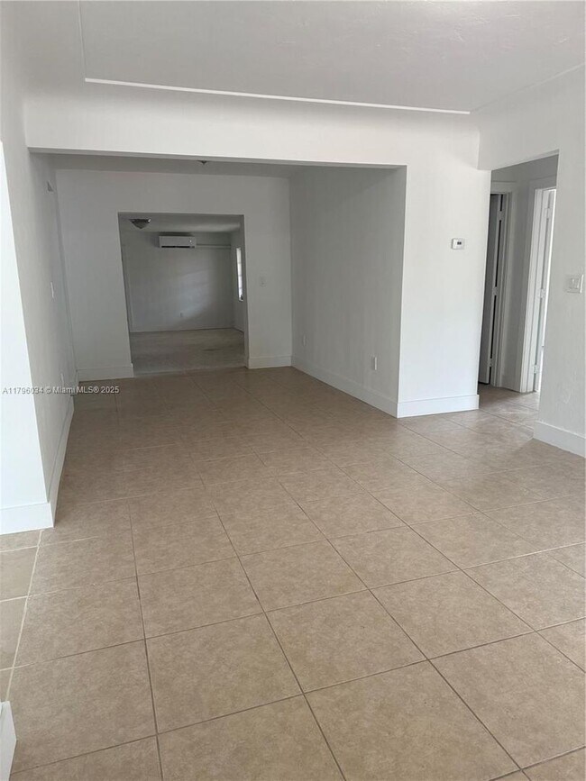 Photo - 6473 SW 25th St