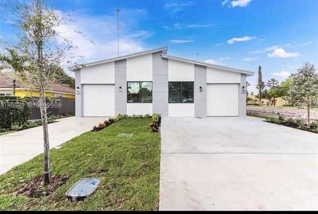 Building Photo - 6140 SW 39th St Unit 6140