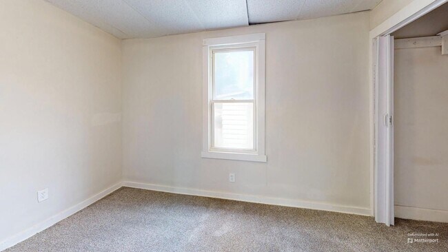 3186 W 52nd St Unit 4