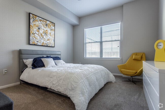 1 BR, 1 BA - 719 SF - A1