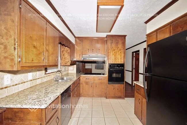 Photo - 4640 Mountain Creek Dr House