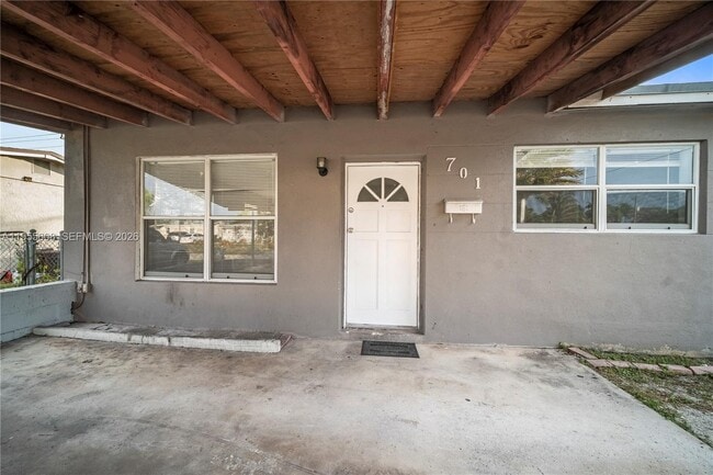 Photo - 701 N 70th Ave