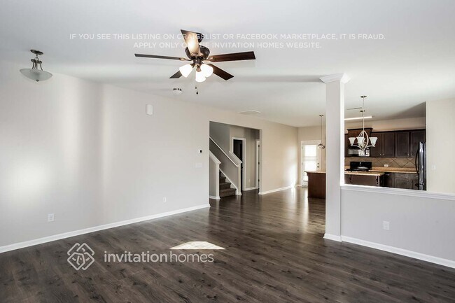 Photo - 124 Caprine Ct