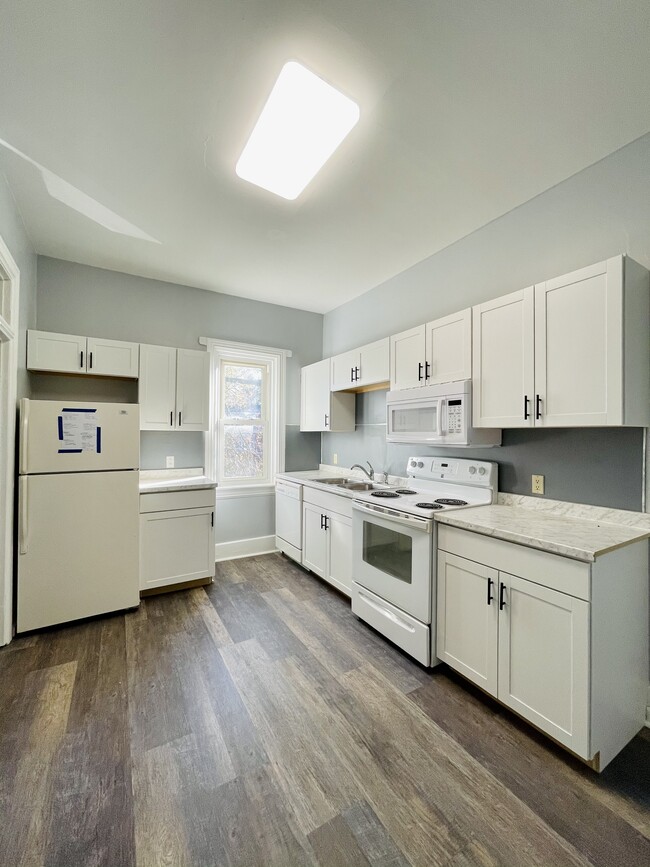 Building Photo - 33 Linden Ave Unit 2nd Fl