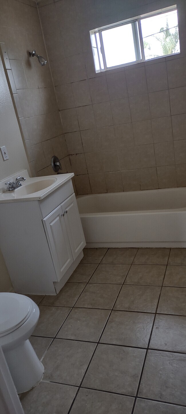 Photo - 14212 Vanowen St Unit 201