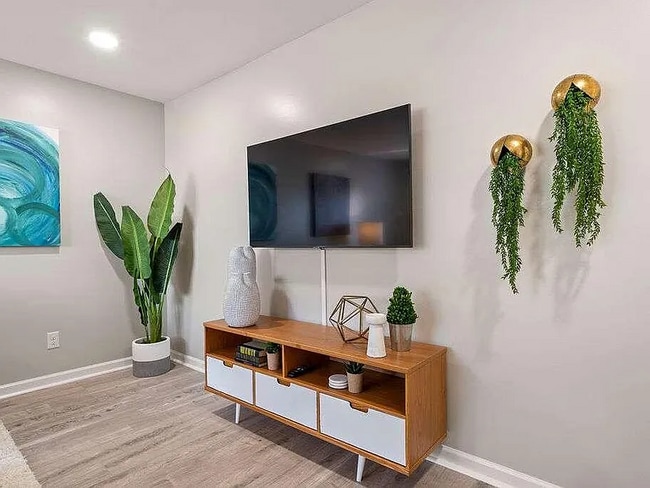 Photo - 5618 Laurel Ridge Dr