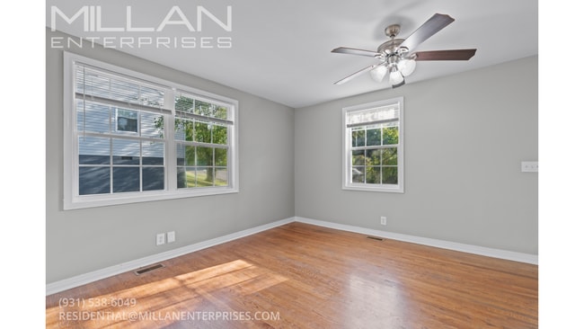 Photo - 854 E Happy Hollow Dr