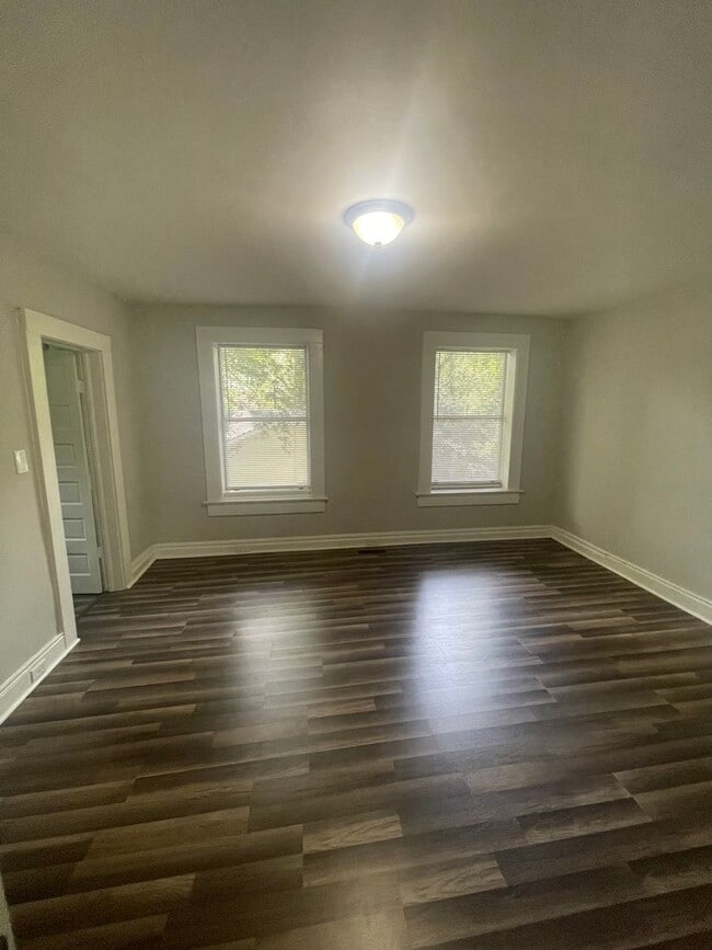 Photo - 419 Cumberland Dr