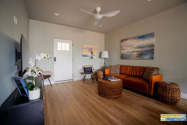 Photo - 111 W Sunny Isle Dr Unit 202