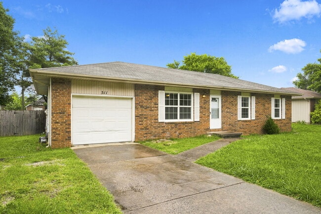 Photo - 511 E Dyann Dr