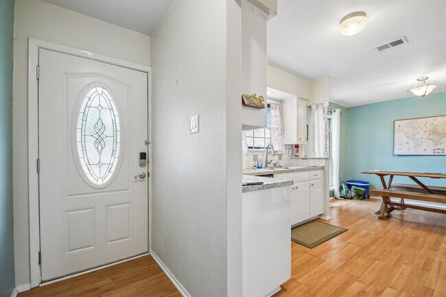5409 Hunters Glen