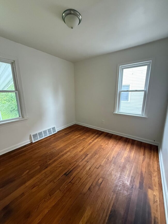 Photo - Euclid Single Home