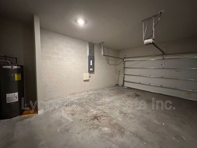 Photo - 3161 Seattle Ave