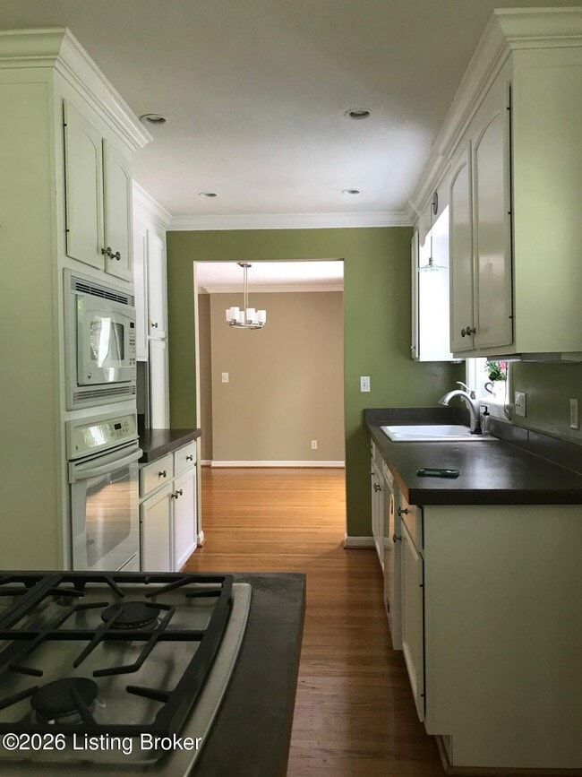 Photo - 401 Winton Ln