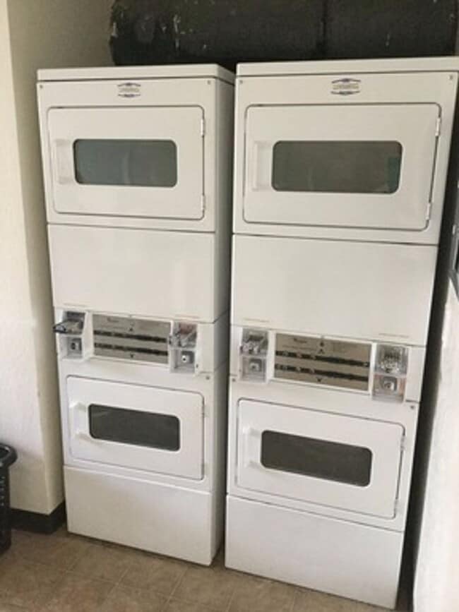 Photo - BEAUTIFUL 1 BEDROOM X1 BATHROOM CONDO!!! NOW LEASING!!! Unidad 4888 Clayton Rd #5