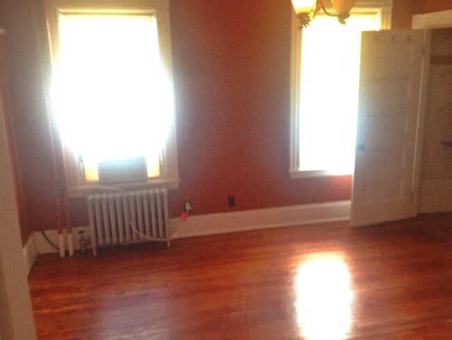 Photo - 12 Oswald St Unit 1