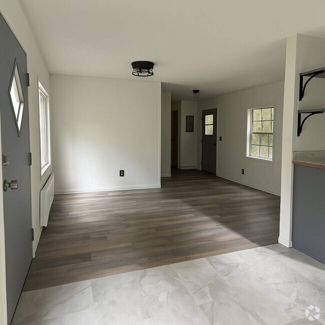 Building Photo - 2069 Tart Dr Rental