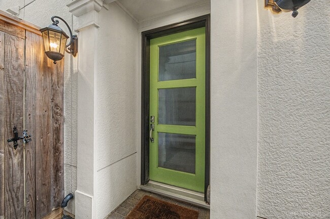 Photo - 4009 University Grove St
