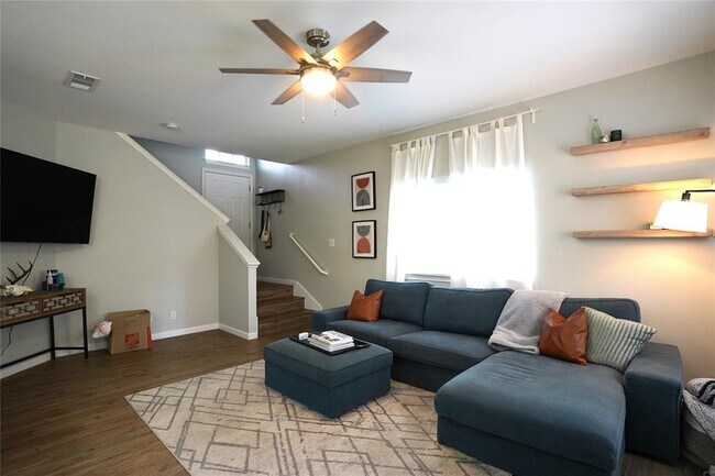 1700 Constantino Cir