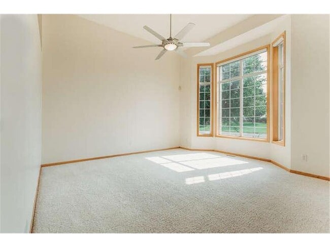 Photo - 17583 Foxboro Ln