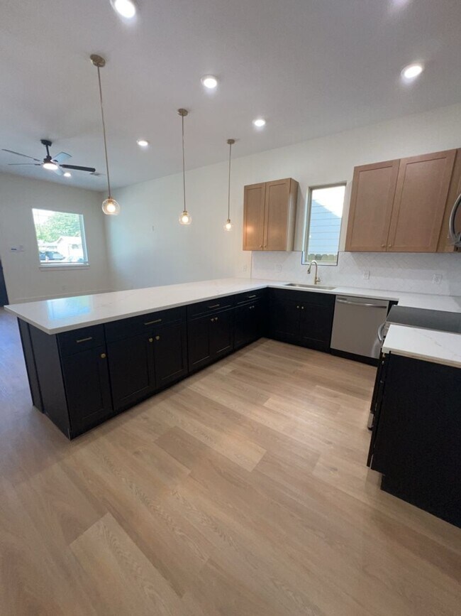 Photo - 7956 Bonaire St Unit 7956 Bonaire St -  A