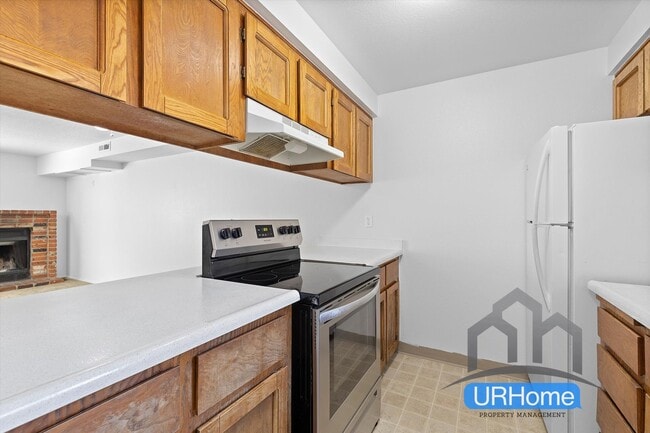 $500 1st Months rent $1649 2bd 1.5ba Beaut... - $500 1st Months rent $1649 2bd 1.5ba Beaut... Apartment Unit 2345